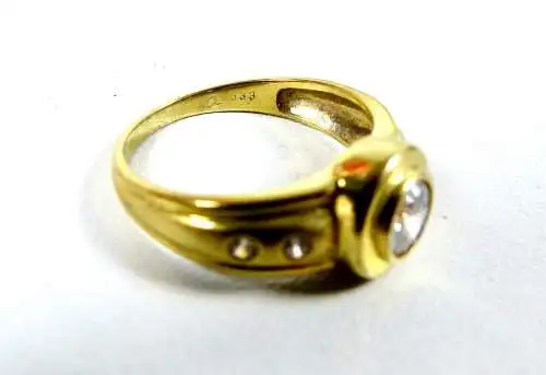 Ring aus 333 Gold mit Zirkonia, Gr. 54/Ø 17,2 mm  (da6781)