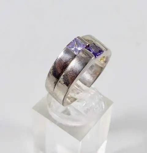 Ring aus 925 Silber mit amethystfarbenen Steinen, Gr. 57/Ø 18 mm  (da6620)