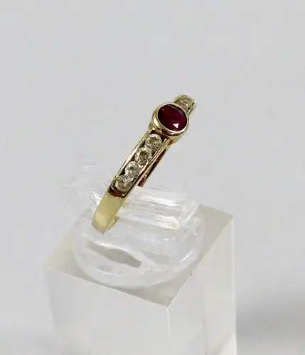 Ring aus 585 Gold mit Rubin und Zirkone, Gr. 57, Ø 18 mm (da6587)