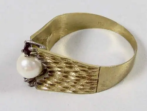 Ring aus 333 Gold mit Zuchtperle und Granate, Gr. 64,5/Ø 20,3 mm  (da6500)