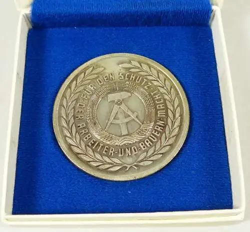Medaille Militärakademie Friedrich Engels in OVP  (da6417)