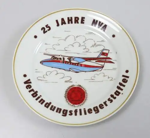 seltener Teller 25 Jahre NVA Verbindungsfliegerstaffel  TOPZUSTAND  (da5176)