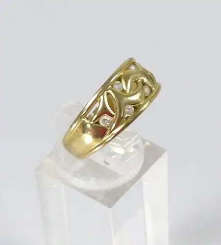 Ring aus 333 Gold mit Zirkonia  Größe 58