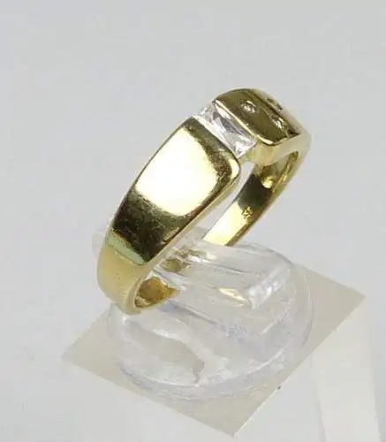 Ring aus 333er Gold mit Zirkonia, Gr. 57/Ø 18 mm  (da5027)