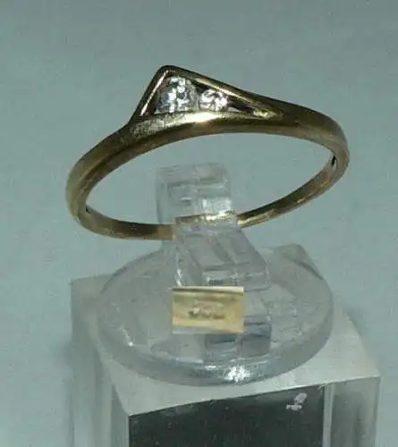 Ring aus 333er Gold mit Zirkonia, Gr. 57/Ø 18,1 mm  (da4443)