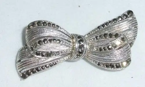 Brosche aus 935 Silber Schleife mit Markasiten  (da4362)