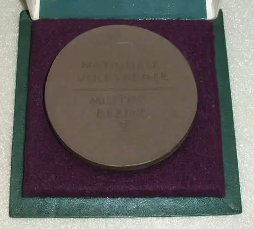 Medaille NVA Arthur Becker Medaille Militärbezirk Keramik  in OVP (da3929)
