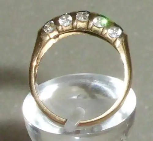 Ring aus 585er Gold mit Saphire und weißen Steinen, Gr. 56 Ø 17,8 mm (da3909)