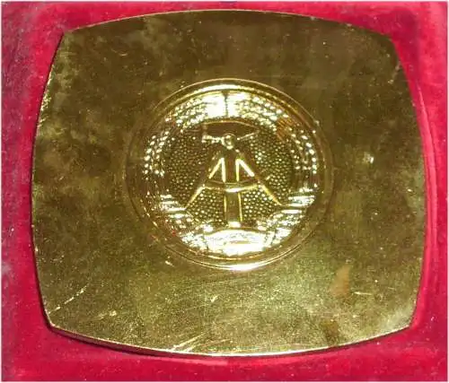 DDR Medaille GST Schiffs Modell Klub DDR in OVP (da3300)