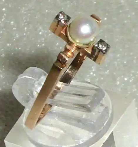 Toller Ring aus 585 Gold mit Perlen und Brillanten Größe 57