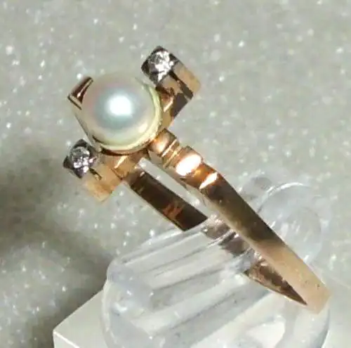 Toller Ring aus 585 Gold mit Perlen und Brillanten Größe 57