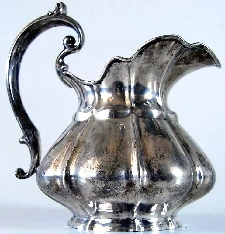 Alter Rahmgießer Sahnekännchen Milchkännchen mit alten Punzen in 750  Silber 1