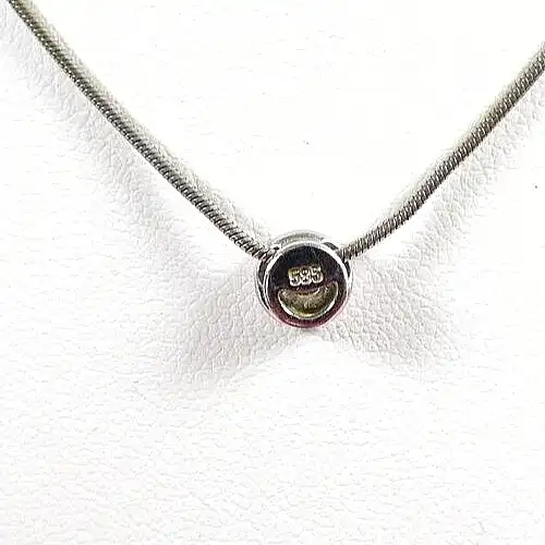 Kette aus 585 Weißgold mit Anhänger aus 585 Weißgold mit Diamant 0,1 ct.