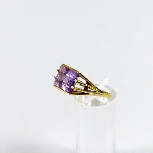 Ring aus 585 Gold mit Amethyst  Größe 64