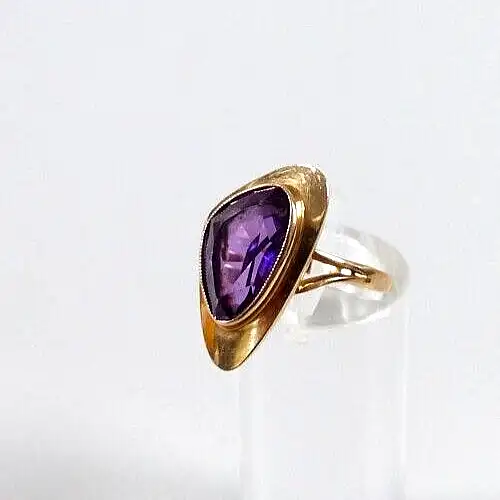 russischer Ring aus 583 Gold mit Amethyst  Größe 54