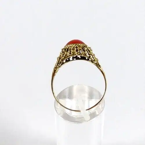 Ring aus 333 Gold mit Koralle  Größe 63