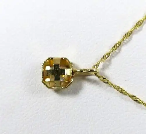 Kette und Anhänger aus 333 Gold mit Zirkonia