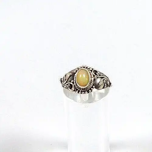 Ring aus 925 Silber  mit Opal Größe 54