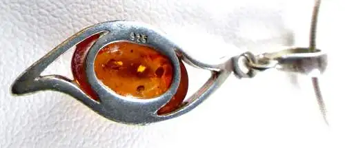 Kette aus 925 Silber mit Anhänger aus 925 Silber mit Bernstein Amber