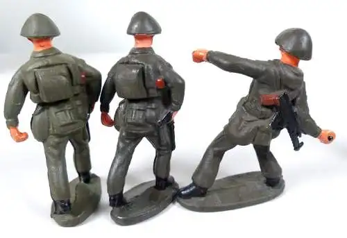 DDR Gummi Soldaten 10 Stück guter Zustand