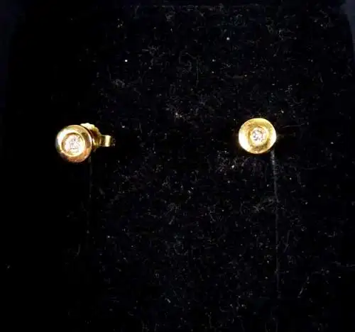 Ohrstecker 585 Gold mit Diamanten je 0,05 ct.