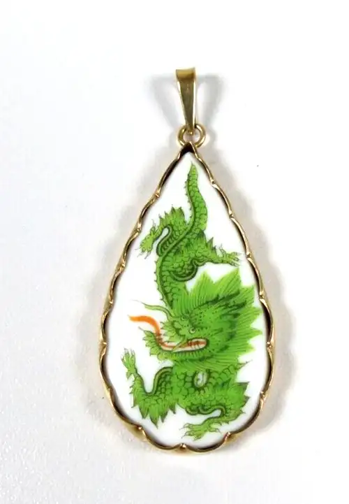 Meissen Porzellan Schmuck Anhänger 333 Gold gefasst grüner Ming Drache 1. Wahl 0