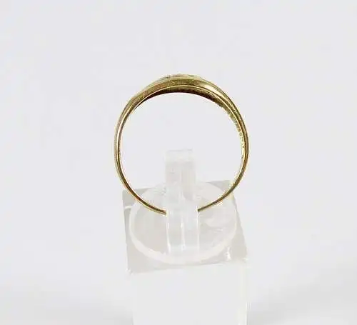 Ring aus 333 Gold mit Zirkonia, Gr. 63/Ø 20 mm  (da5978)