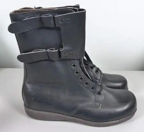 original alte NVA Stiefel Fallschirmjäger Kampfstiefel Größe 28,5