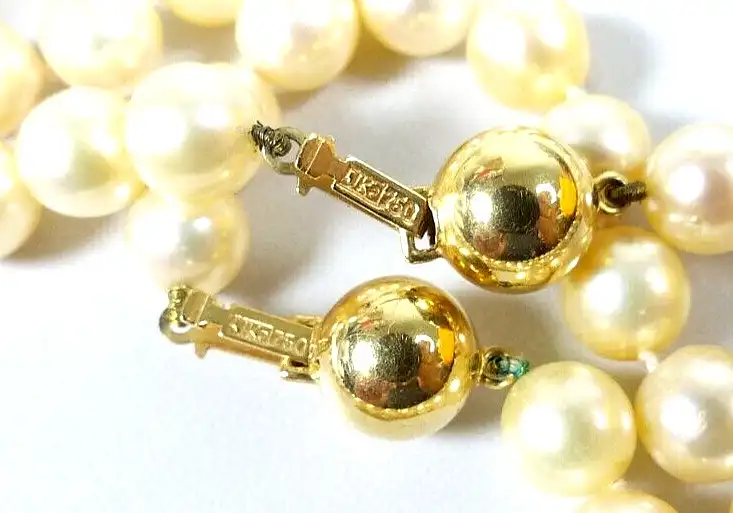 Zuchtperlenkette und Armband mit Verschlüssen aus 750 Gold 1