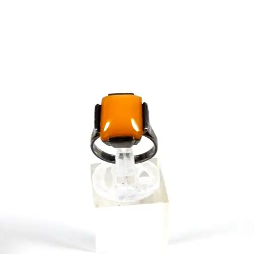 Alter Ring aus 830 Silber mit Bernstein Amber Größe 49
