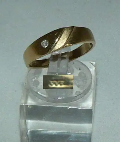 Ring aus 333er Gold mit Diamant 0,02 ct., Gr. 55/Ø 17,5 mm  (da4438)