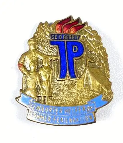 original altes DDR  Abzeichen Bewährter Helfer der Sommer Ferienaktion