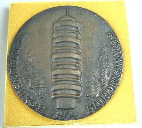 seltene DDR Medaille  Eisenguß Friedenswerke Brandenburg in OVP