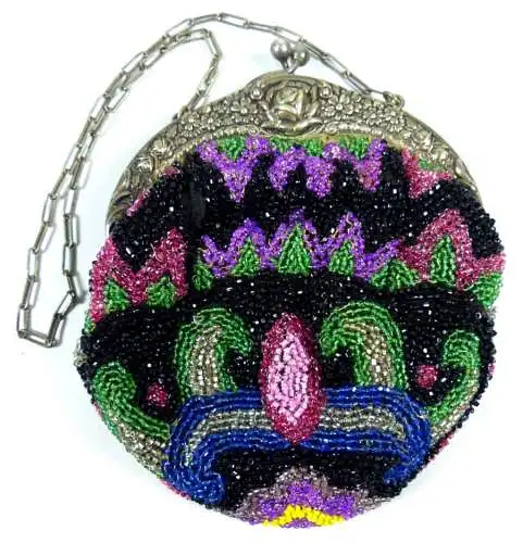 original alte Tasche mit  Perlenstickerei und Alpacca Bügel wohl um 1900