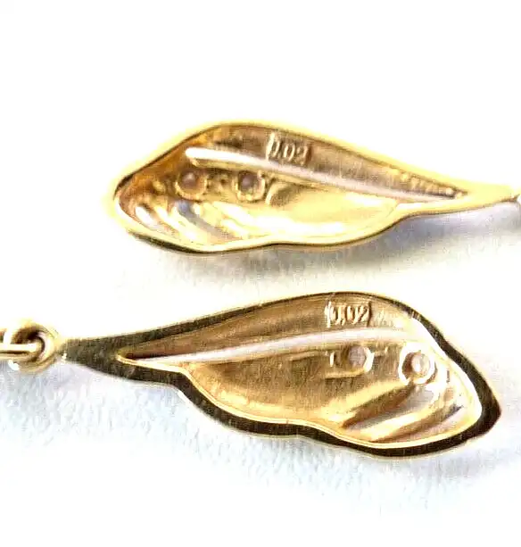 Ohrringe Hänger aus 585 Gold mit je zwei Diamanten 0,02 Karat, siehe Stempel 2