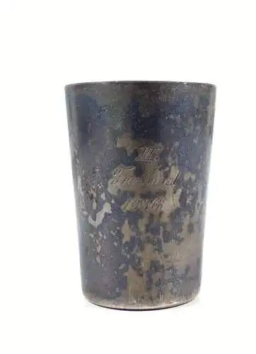 Schnapsbecher aus 835 Silber graviert III. Freihand 1936