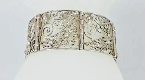 Armband aus 835 Silber sehr fein gearbeitet          (da66676)