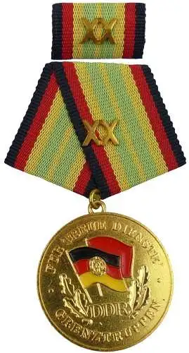 für 20 Jahre treue Dienste in den Grenztruppen der DDR Gold 1987-1990 (AH283c)