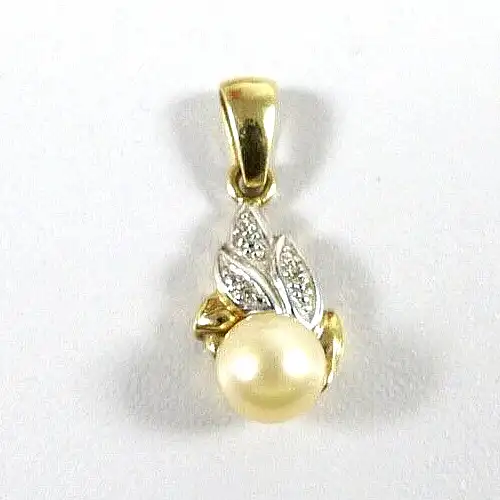 Anhänger aus 585 Gold mit Perle und Diamant
