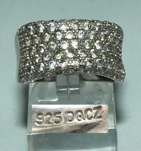 Ring aus 925 Silber mit weißen Steinen, Gr. 60,5/Ø 19,1 mm  (da4435)