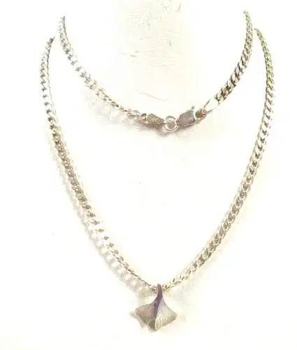 Silberkette aus 925 Silber mit Anhänger Gingko Blatt aus 800 Silber signiert
