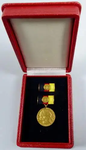 Nationalpreis DDR  in OVP Bartel 25 h