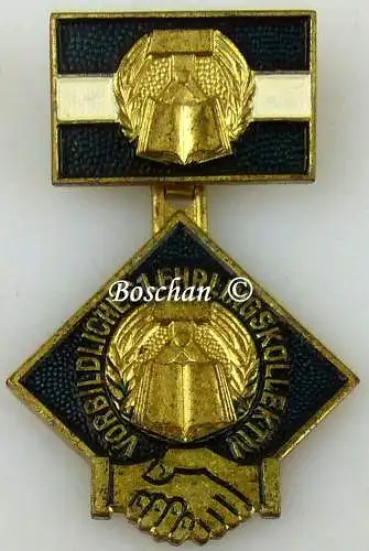 Vorbildliches Lehrlingskollektiv im sozialistischen Berufswettbewerb (AH236a)