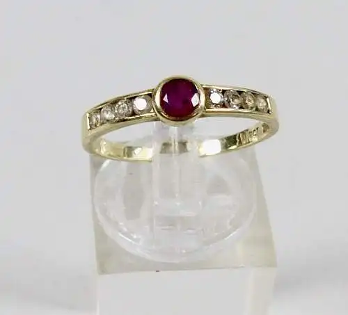 Ring aus 585 Gold mit Rubin und Zirkone, Gr. 57, Ø 18 mm (da6587)