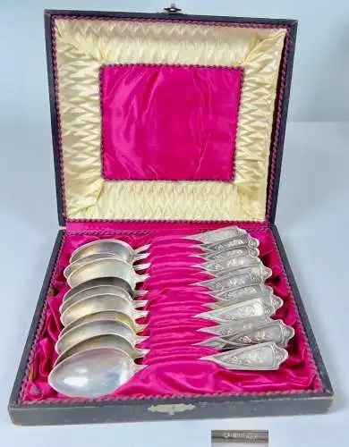 12 Jugendstil Kaffeelöffel mit Ziermonogramm aus 800 Silber in OVP  (da5816)
