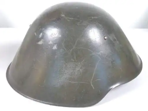 original alter DDR NVA Stahlhelm 3 Nieten von 1960 altes Futter
