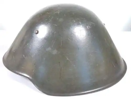 original alter DDR NVA Stahlhelm 3 Nieten von 1960 altes Futter