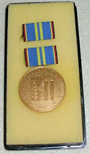 Medaille langjährige Pflichterfüllung zur Stärkung d Landesverteidigung (da3828)