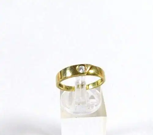 Ring aus 333 Gold mit Zirkonia  Größe 58