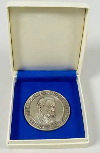Medaille Militärakademie Friedrich Engels in OVP  (da6417)